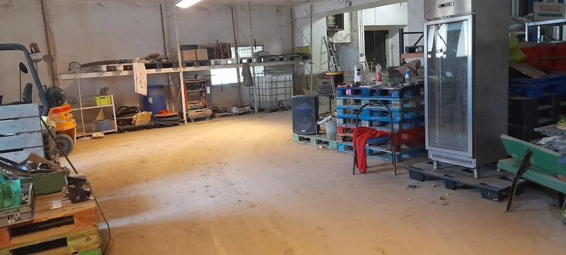 Entrepôt - 4 076 m² - 10 pièces