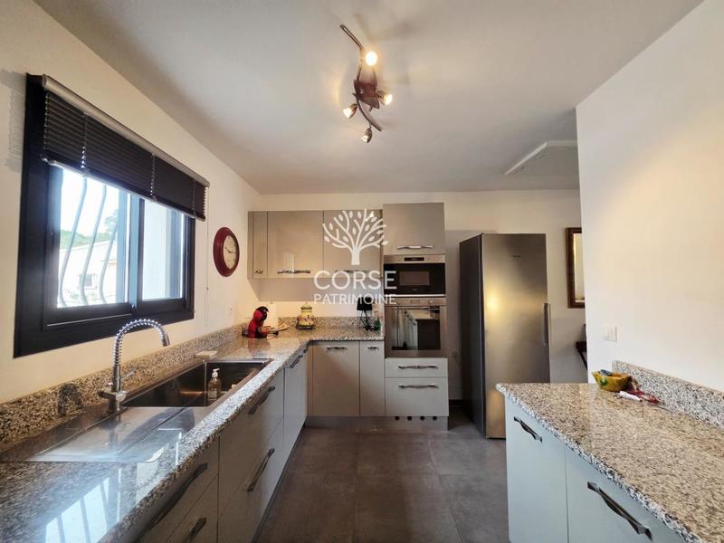 Maison de ville - 108 m² - 5 pièces