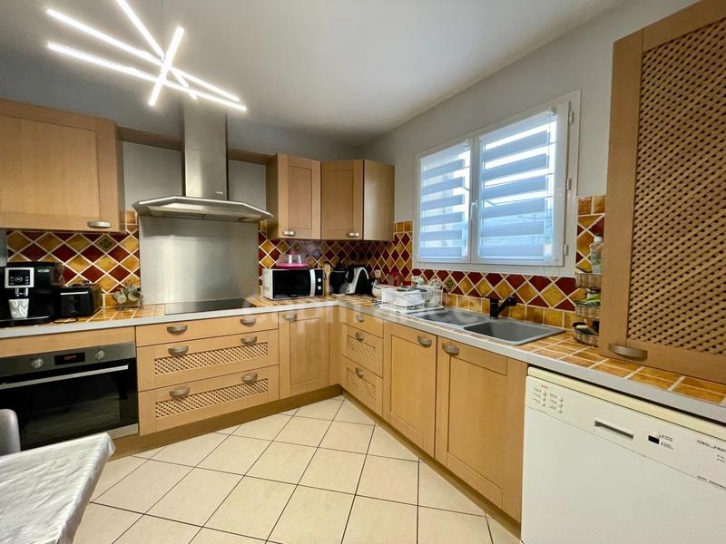 Maison - 127 m² - 7 pièces