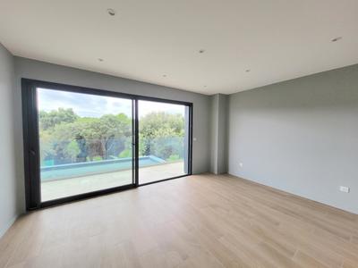 Villa - 207 m² - 6 pièces