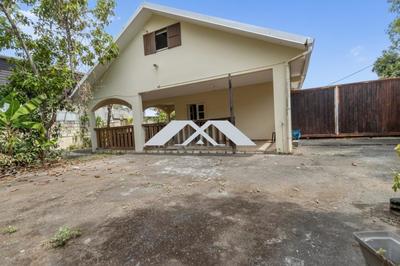 Maison - 208 m² - 6 pièces