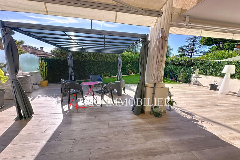 Appartement - 94 m² - 4 pièces