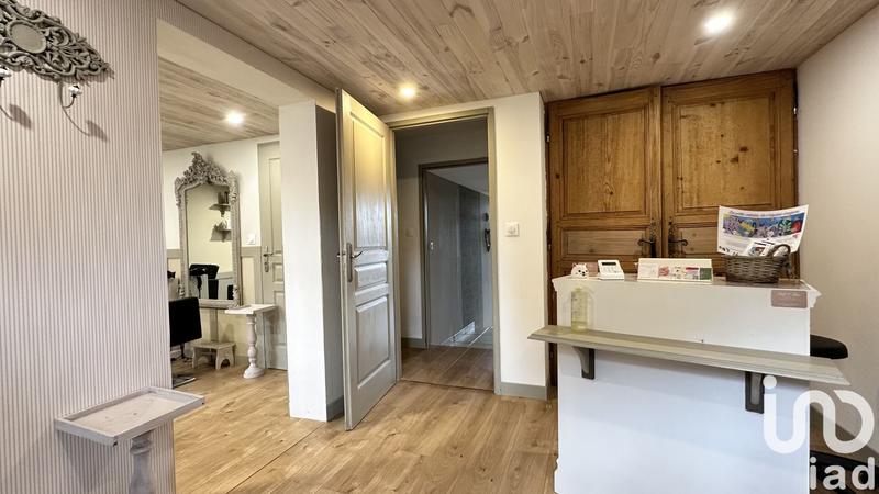 Maison - 246 m² - 6 pièces