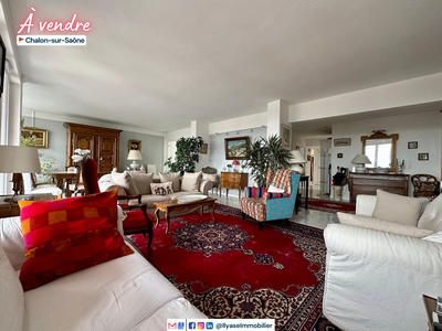 Appartement - 130 m² - 4 pièces