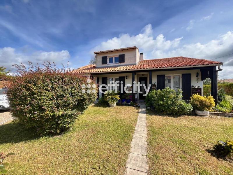 Maison - 105 m² - 5 pièces