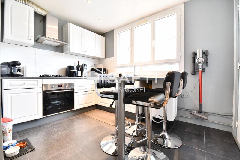 Appartement - 101 m² - 6 pièces