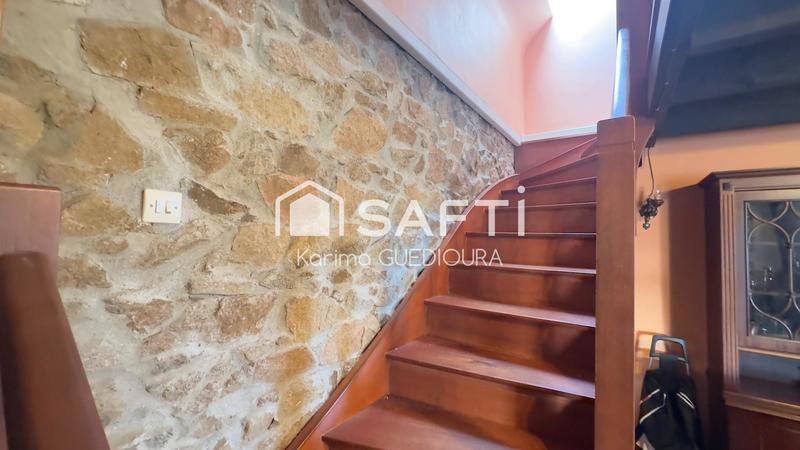 Maison - 96 m² - 5 pièces