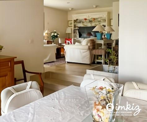 Maison - 195 m² - 7 pièces