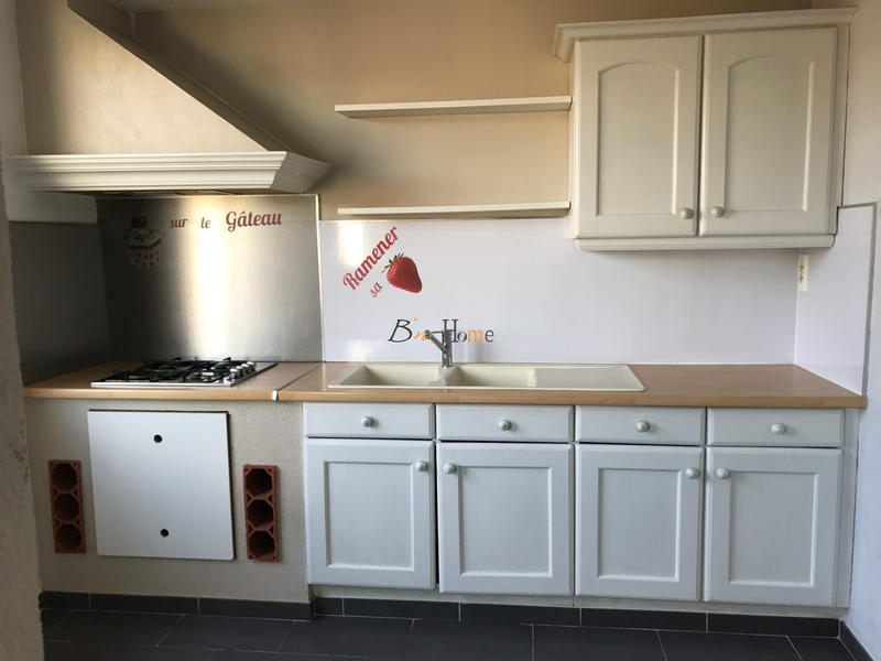 Appartement - 76 m² - 6 pièces