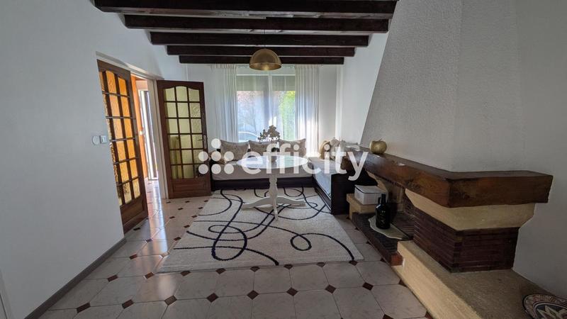 Maison - 85 m² - 5 pièces