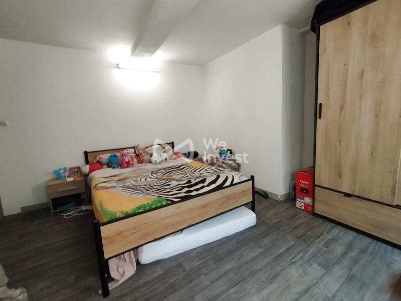 Immeuble - 150 m² - 1 pièce