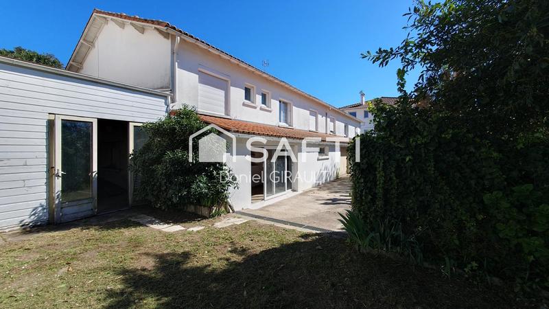 Maison - 300 m² - 10 pièces