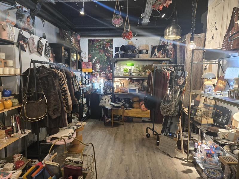 Fonds de commerce - Magasins - 60 m²