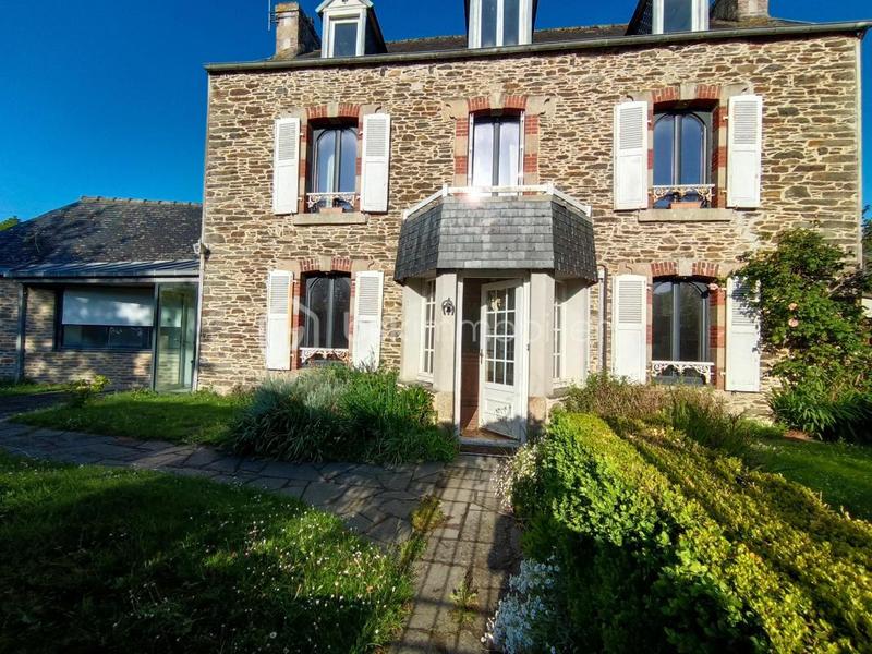 Maison ancienne - 128 m² - 6 pièces