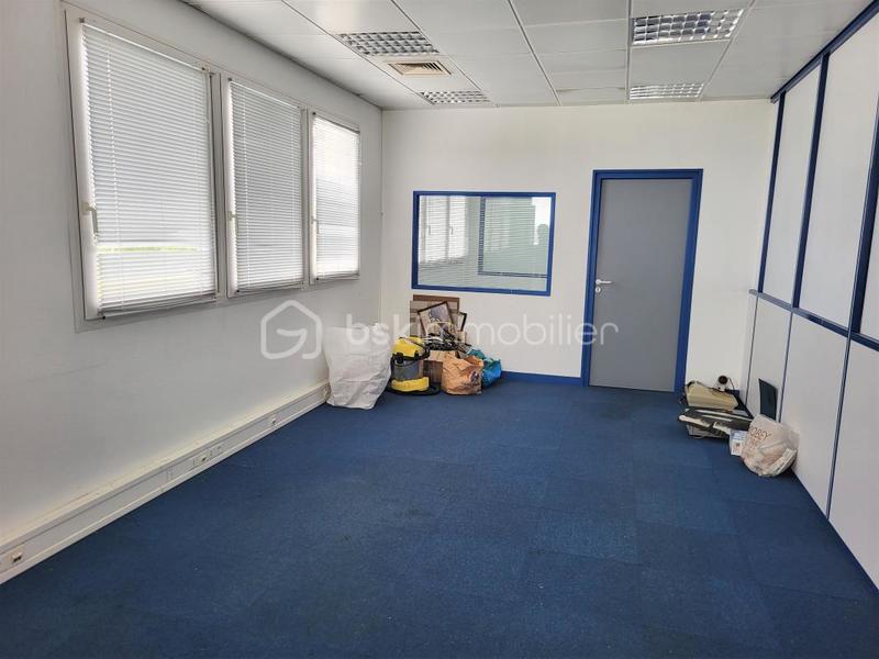 Local commercial - 800 m² - 13 pièces