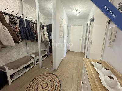 Appartement - 75 m² - 4 pièces