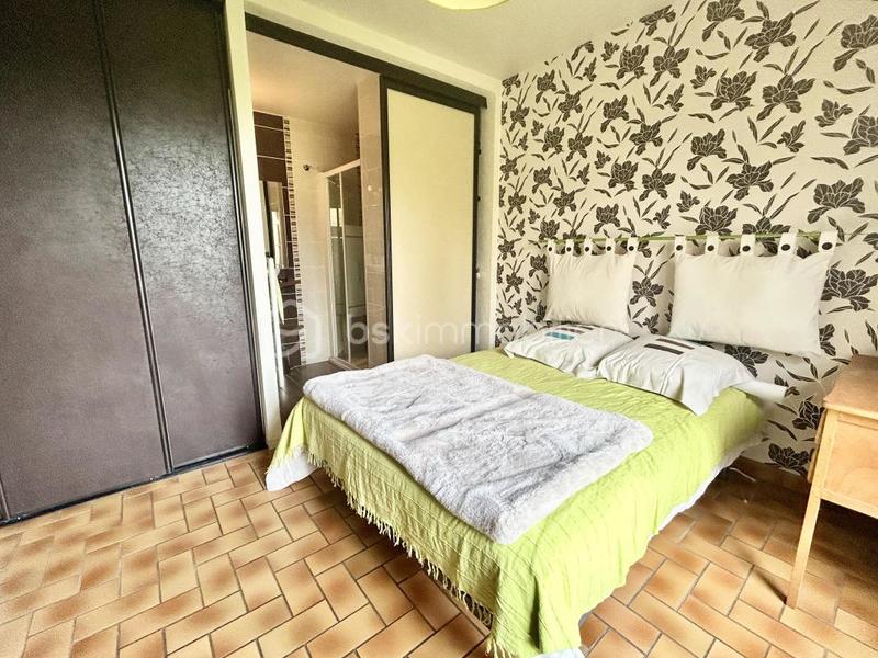 Maison traditionnelle - 146 m² - 6 pièces