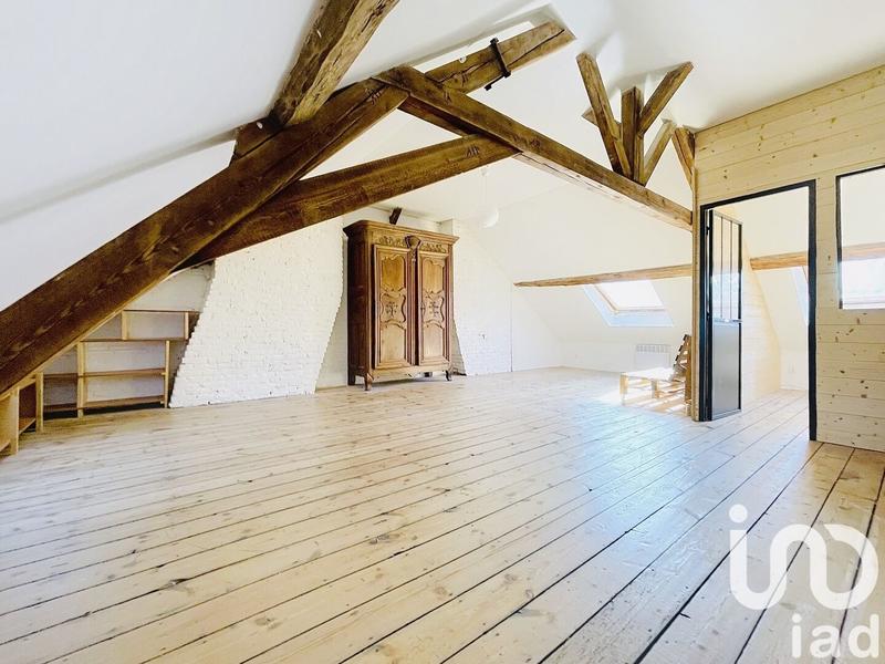 Maison - 242 m² - 8 pièces