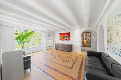 Maison - 500 m² - 11 pièces