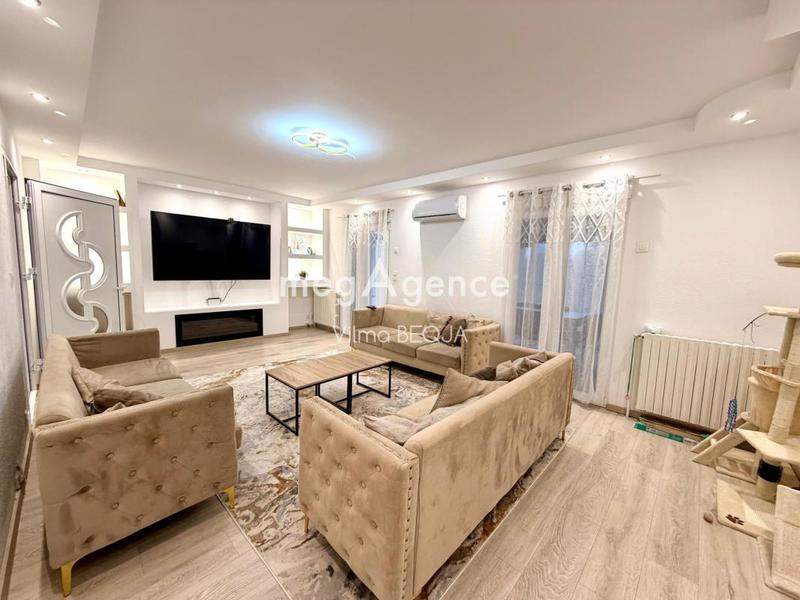 Maison - 120 m² - 5 pièces