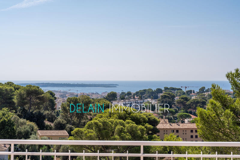 Appartement - 90 m² - 3 pièces