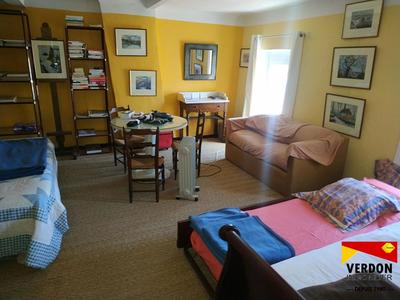 Maison - 90 m² - 3 pièces