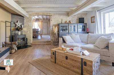 Maison - 208 m² - 8 pièces