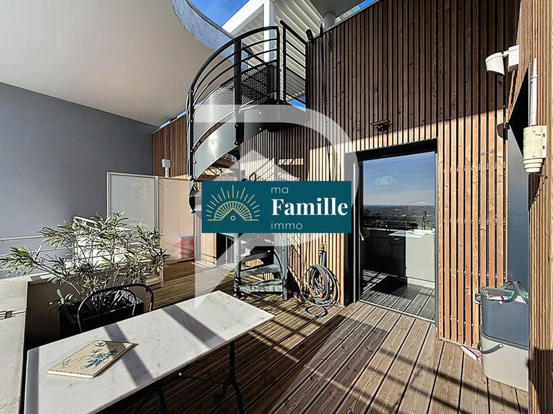 Appartement - 86 m² - 3 pièces