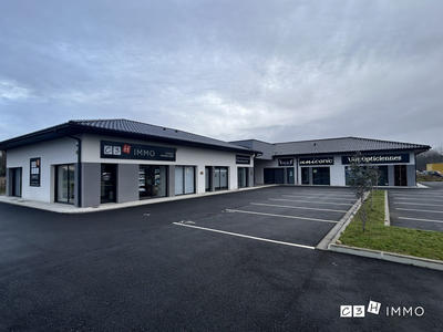 Local commercial - 127 m²