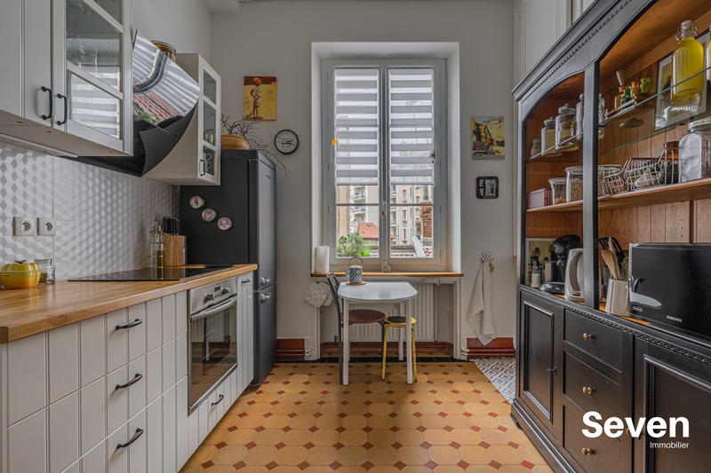 Appartement - 70 m² - 2 pièces