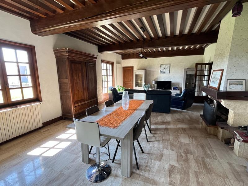 Maison - 178 m² - 7 pièces