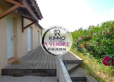 Maison - 94 m² - 4 pièces