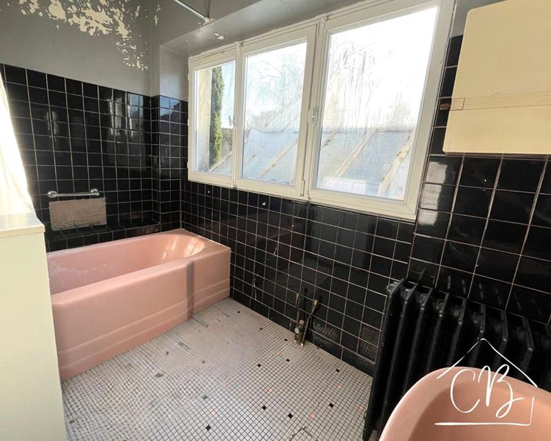 Maison - 190 m² - 10 pièces