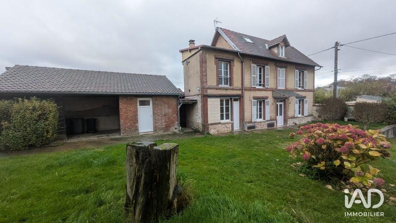 Maison - 97 m² - 5 pièces