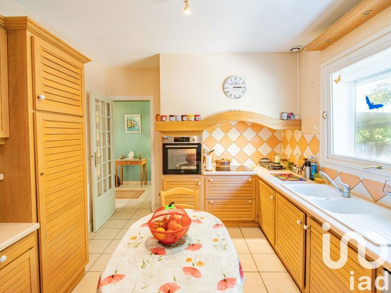 Maison - 230 m² - 7 pièces