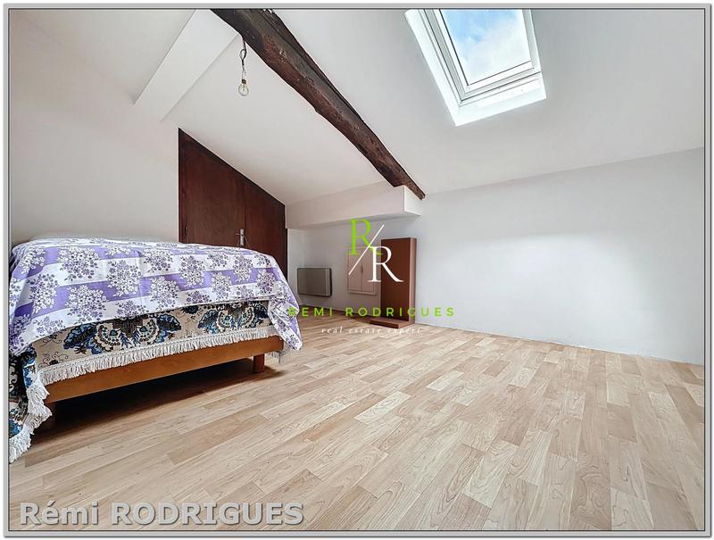 Maison - 165 m² - 10 pièces