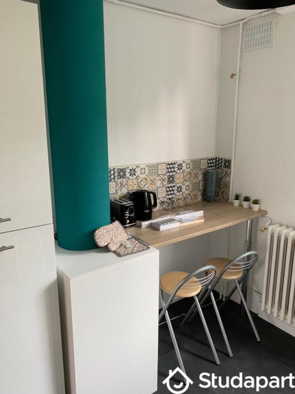 Chambre - 10 m² - 1 pièce