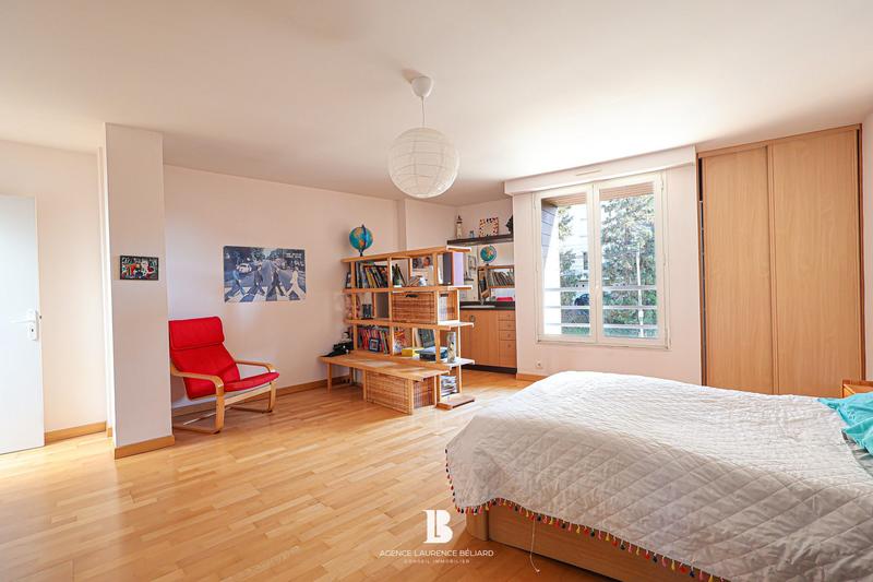 Maison - 192 m² - 6 pièces