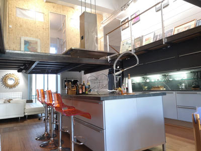 Duplex - 230 m² - 7 pièces