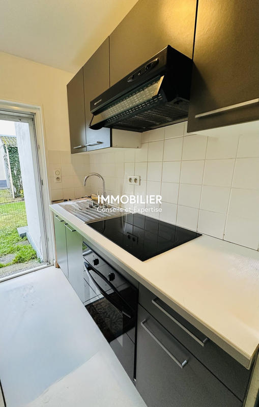 Maison - 183 m² - 9 pièces