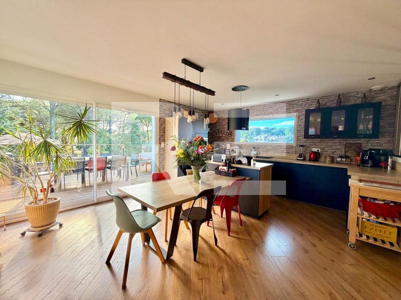 Villa - 102 m² - 5 pièces