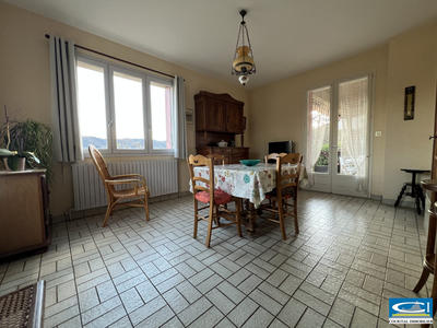 Maison traditionnelle - 154 m² - 5 pièces