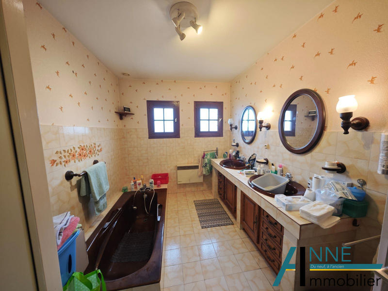 Maison - 121 m² - 5 pièces