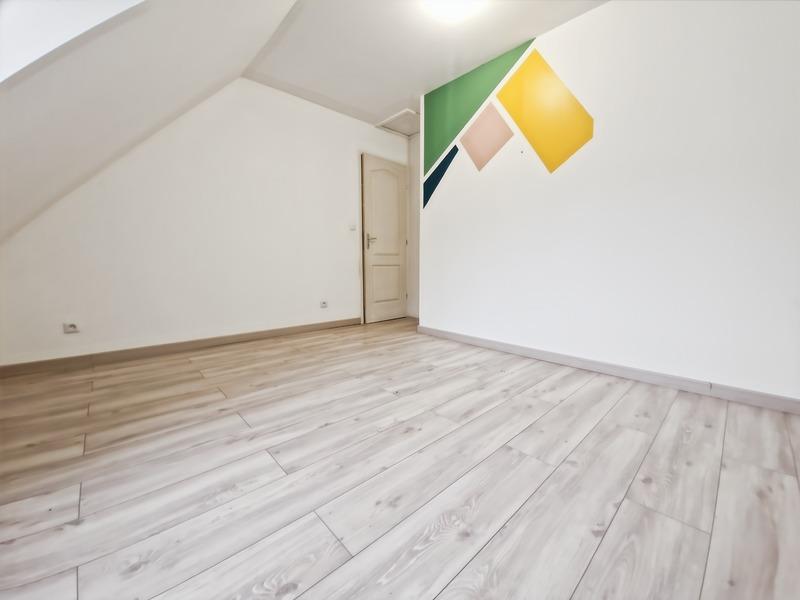 Maison - 97 m² - 4 pièces