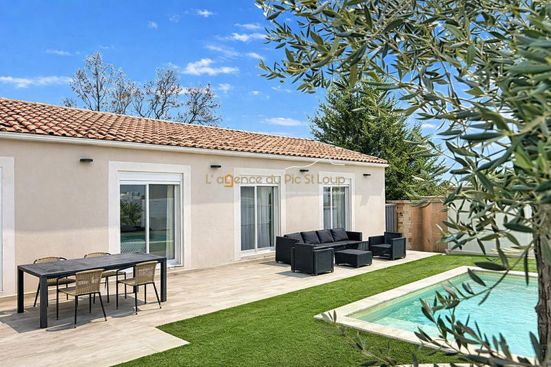 Villa - 182 m² - 8 pièces