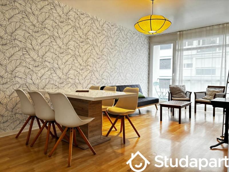 Chambre - 9 m² - 1 pièce