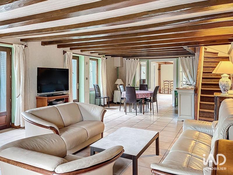 Maison - 310 m² - 6 pièces