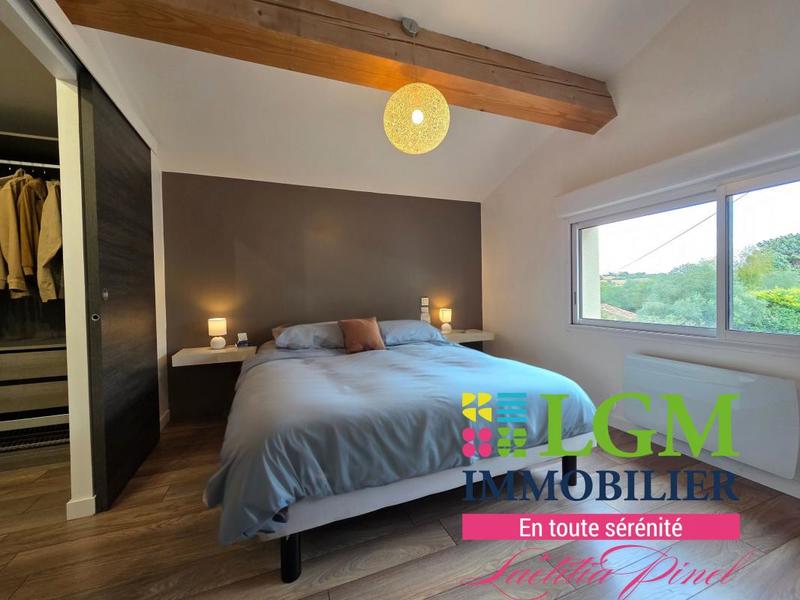 Maison - 210 m² - 5 pièces