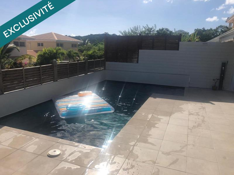 Maison - 94 m² - 5 pièces