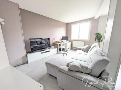 Appartement - 77 m² - 3 pièces